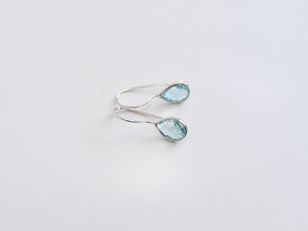 Delicate: Blauer Topas Ohrringe | vergoldet, rosévergoldet, silber