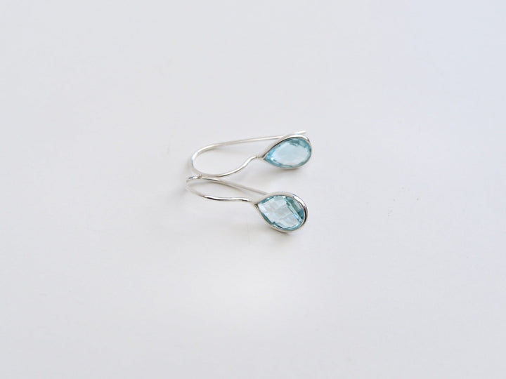 Delicate: Blauer Topas Ohrringe | vergoldet, rosévergoldet, silber
