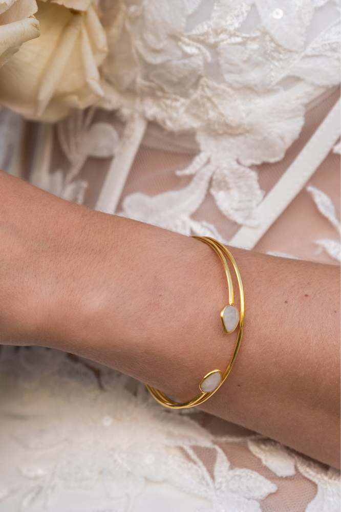 Delicate Drops: Mondstein Armspange | vergoldet, rosévergoldet, silber