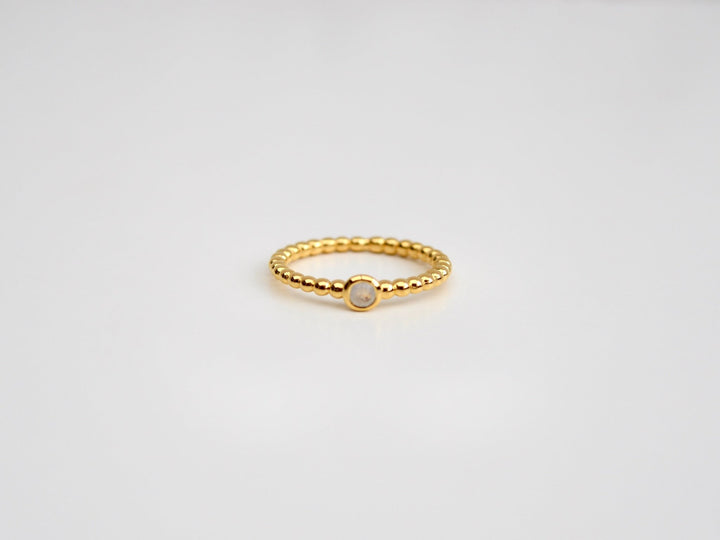 Dotted Collection: Zarter Mondstein Ring | vergoldet, rosévergoldet, silber