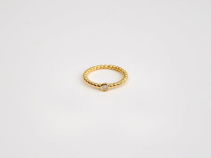 Dotted Collection: Zarter Mondstein Ring | vergoldet, rosévergoldet, silber