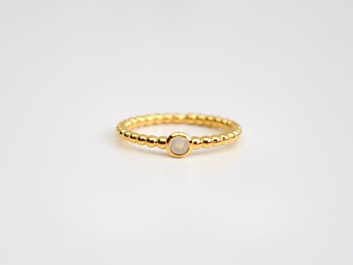 Dotted Collection: Zarter Mondstein Ring | vergoldet, rosévergoldet, silber