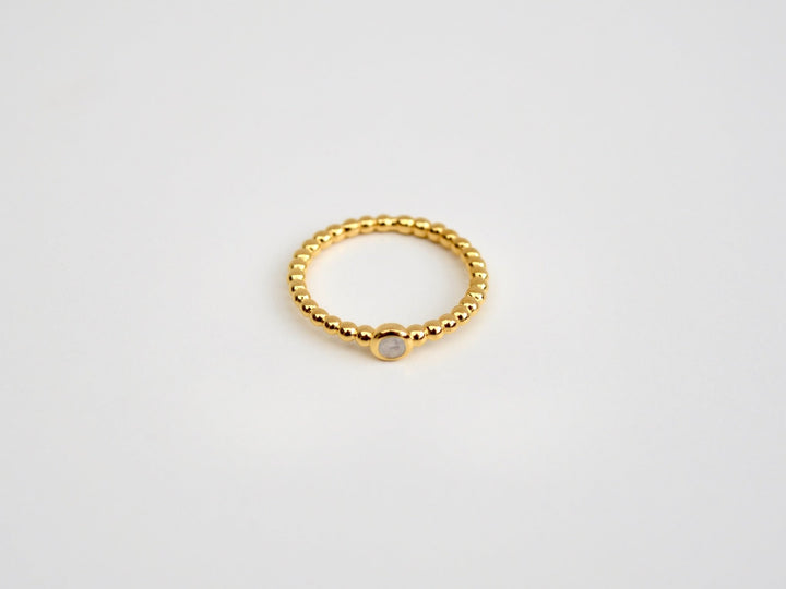 Dotted Collection: Zarter Mondstein Ring | vergoldet, rosévergoldet, silber