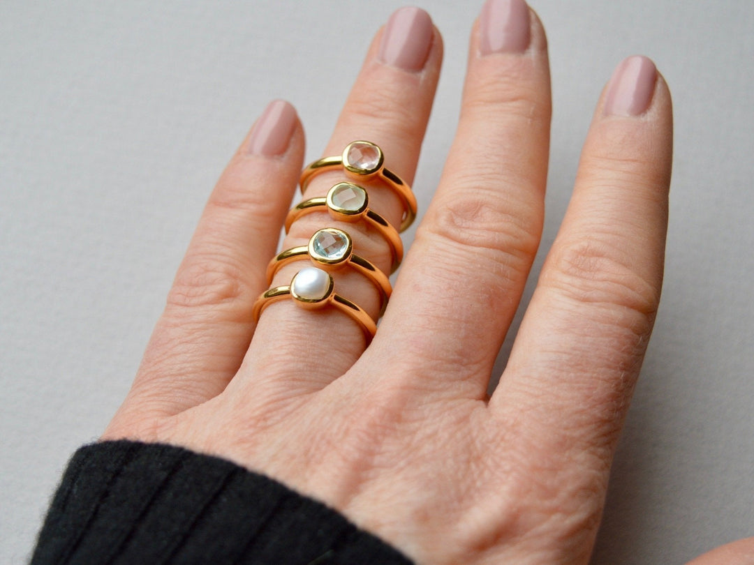Square Dot: Facettierter Rosenquarz Ring vergoldet - Mia&Martha by Katja Schmalen