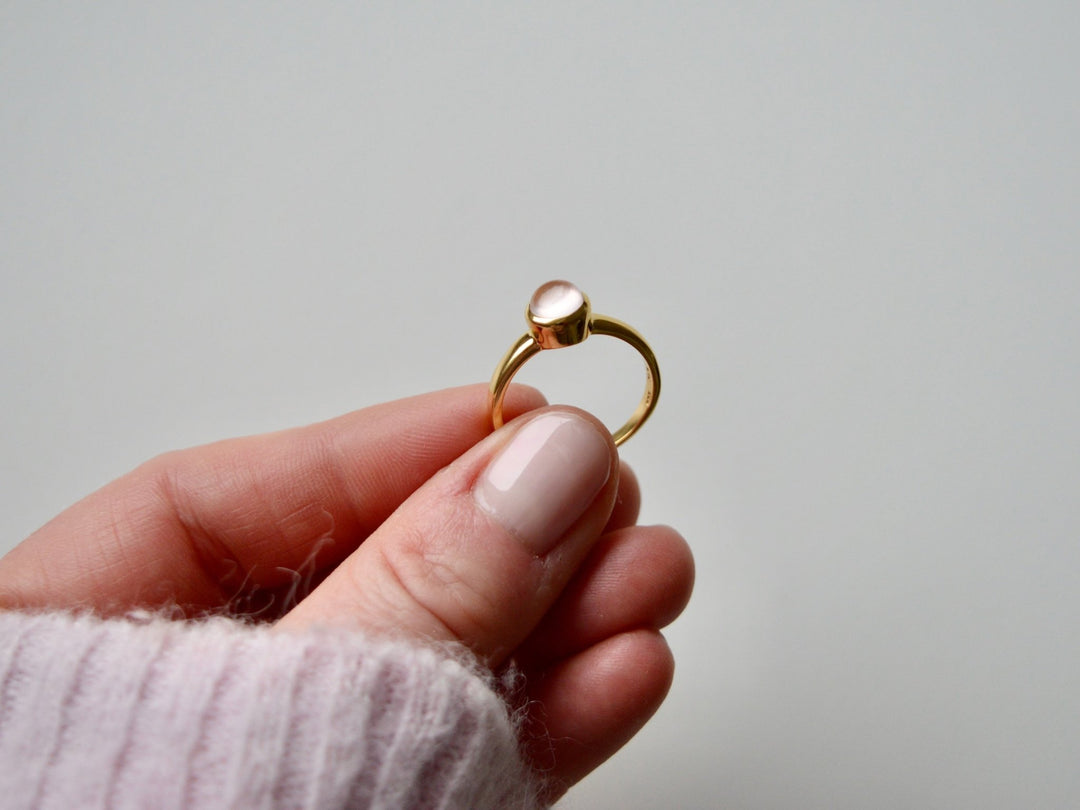 Gem Dots: Rosenquarz Ring vergoldet | Gr. 54