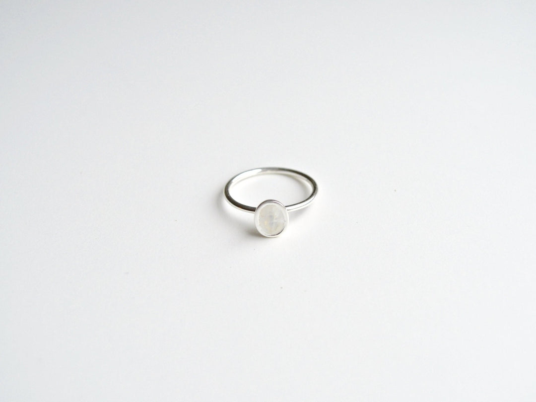 Oval Gems: Mondstein Ring | vergoldet, rosévergoldet, silber