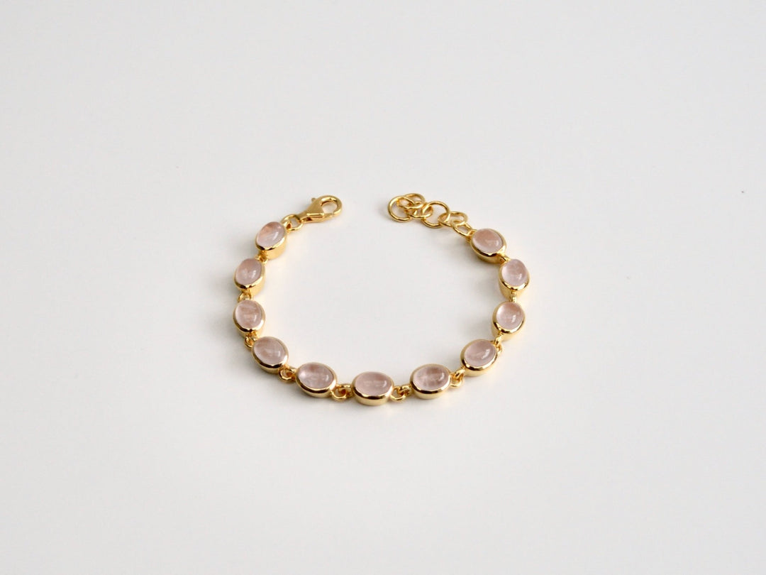 Oval Gems: Statement Armband Rosenquarz poliert | vergoldet