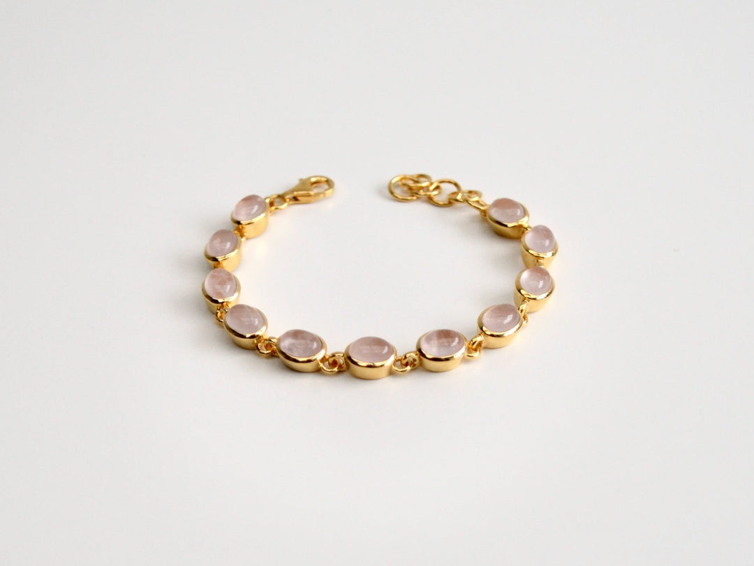 Oval Gems: Statement Armband Rosenquarz poliert | vergoldet