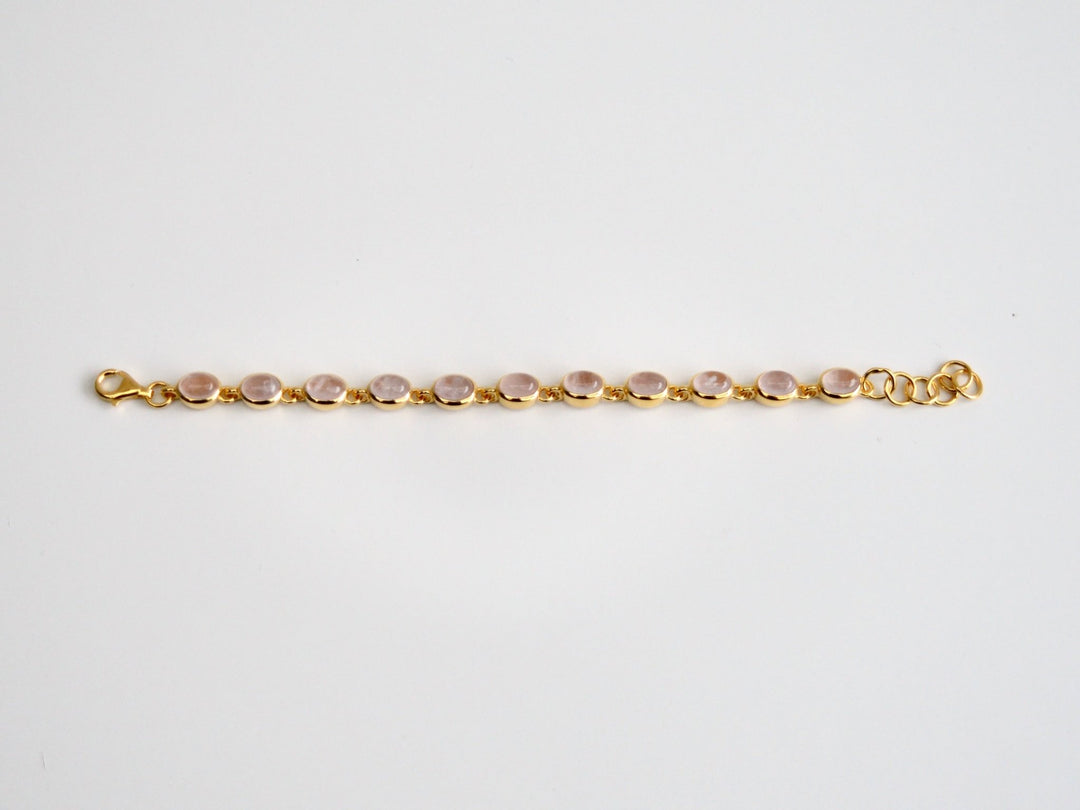 Oval Gems: Statement Armband Rosenquarz poliert | vergoldet