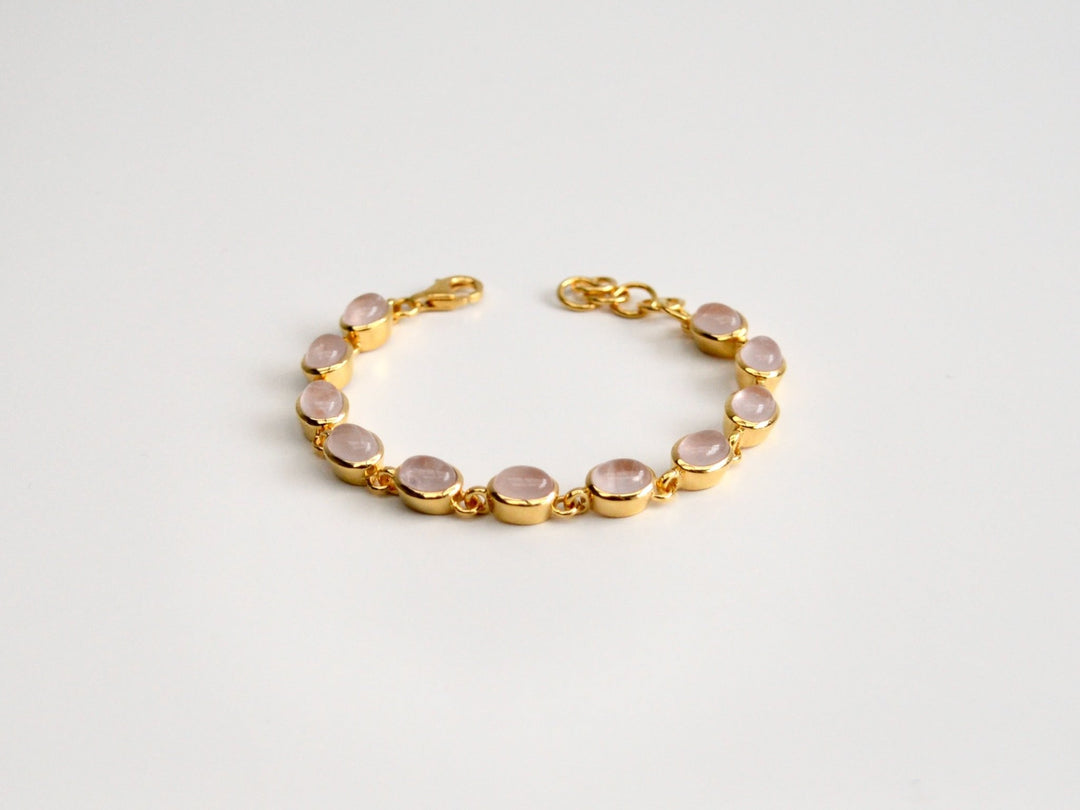 Oval Gems: Statement Armband Rosenquarz poliert | vergoldet