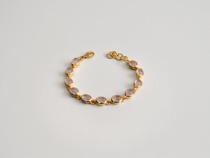 Oval Gems: Statement Armband Rosenquarz poliert | vergoldet