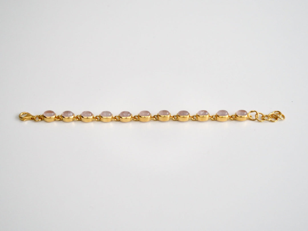 Oval Gems: Statement Armband Rosenquarz poliert | vergoldet