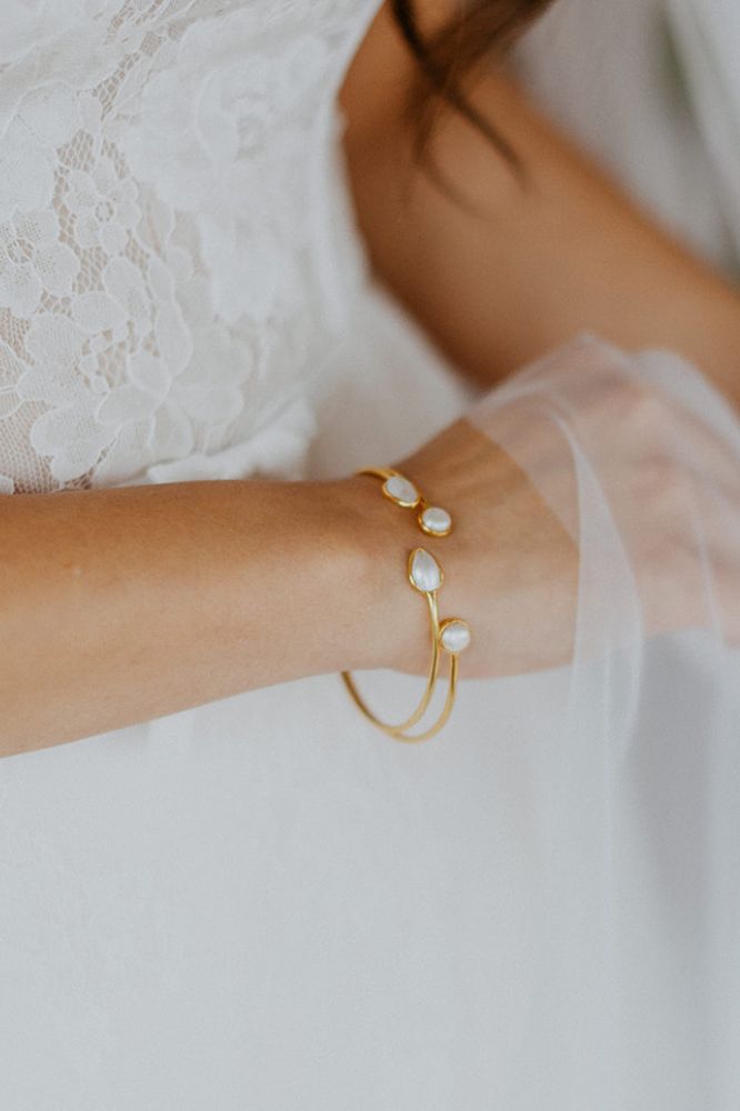 Pearl Dots: Moderne Perlen Armspange | vergoldet, rosévergoldet, silber