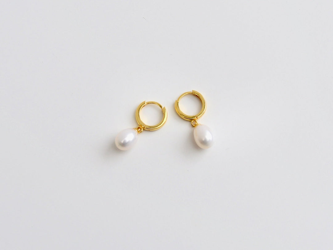 Pearls: Hoops mit ovalen AAA Süßwasserperlen | vergoldet, silber