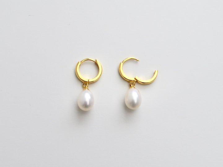 Pearls: Hoops mit ovalen AAA Süßwasserperlen | vergoldet, silber