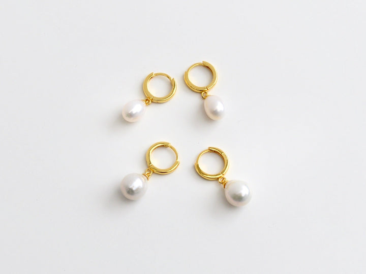 Pearls: Hoops mit ovalen AAA Süßwasserperlen | vergoldet, silber