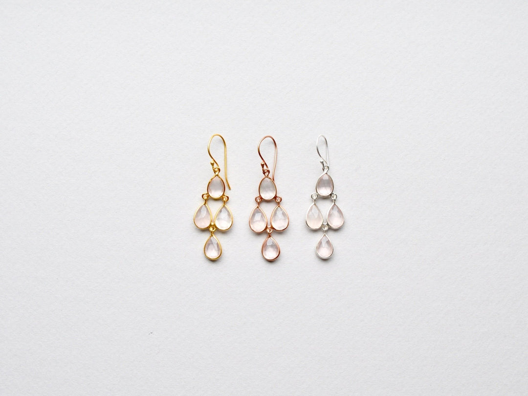 Cascade Drops: Edle Rosenquarz Ohrringe vergoldet - Mia&Martha by Katja Schmalen