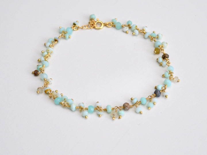 Dangling Gems: Armband Peruanischer Opal | vergoldet