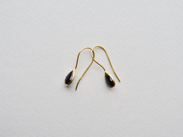 Delicate: Black Onyx Ohrringe | vergoldet, rosévergoldet, silber