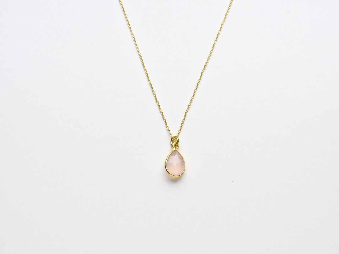 Delicate Drop: Rosa Chalcedon Kette | vergoldet, rosévergoldet, silber - Mia&Martha by Katja Schmalen