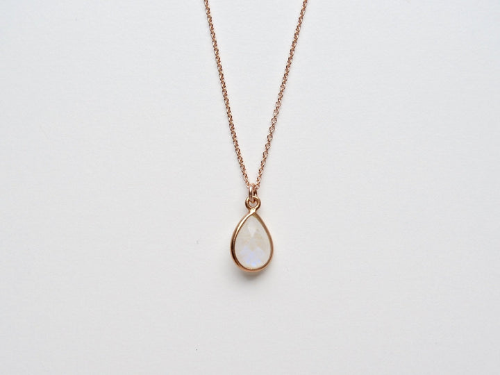 Delicate Drops: Mondstein Kette | vergoldet, rosévergoldet, silber