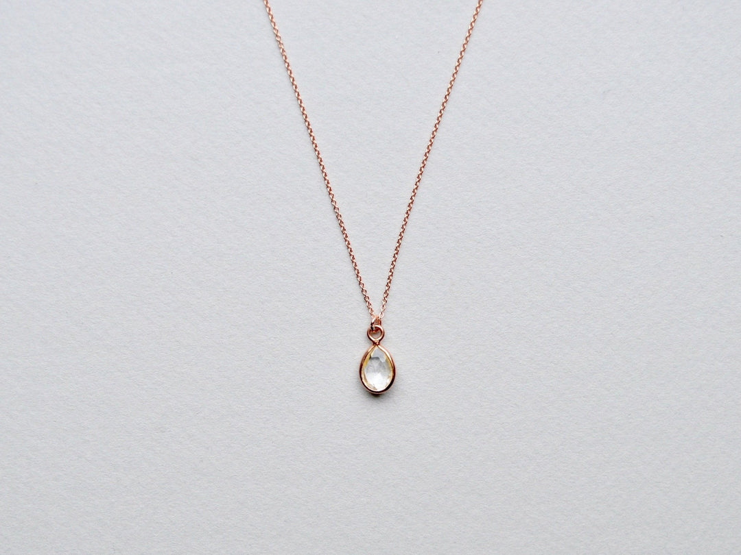 Delicate Drops: Rock Crystal Kette | vergoldet, rosévergoldet, silber