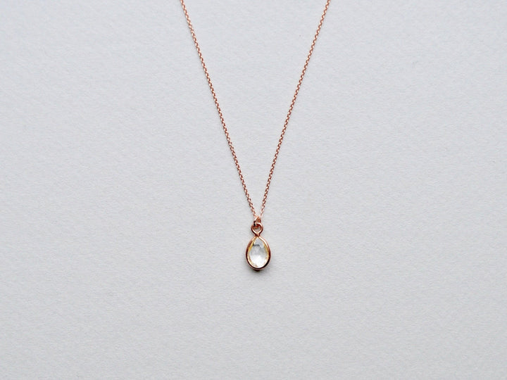 Delicate Drops: Rock Crystal Kette | vergoldet, rosévergoldet, silber