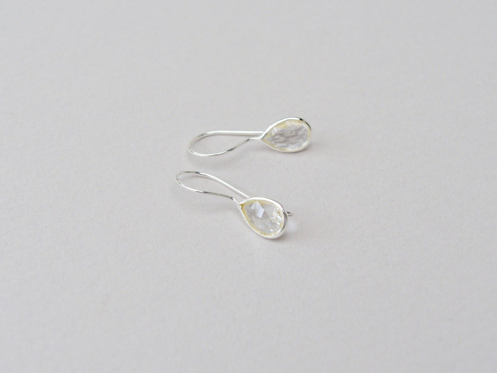 Delicate: Zarte Rock Crystal Ohrringe | vergoldet, rosévergoldet, silber - Mia&Martha by Katja Schmalen