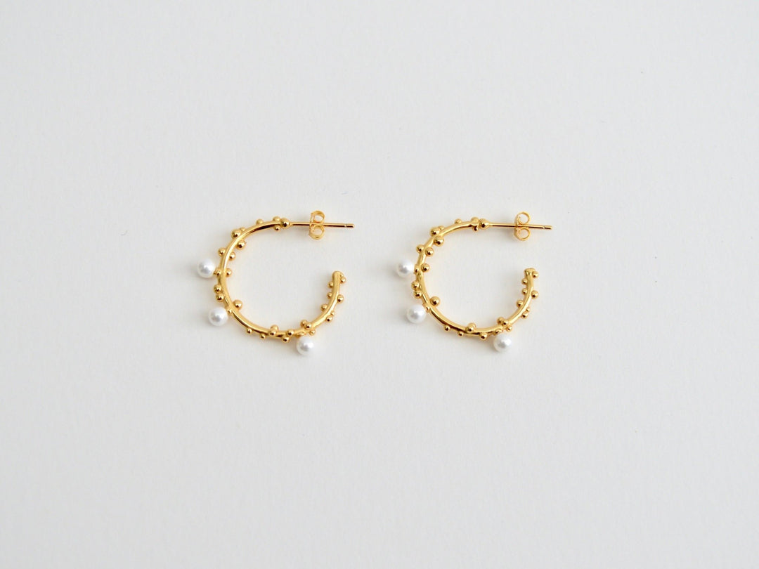 FEYNGOLD: Dotted Pearl Studs | vergoldet
