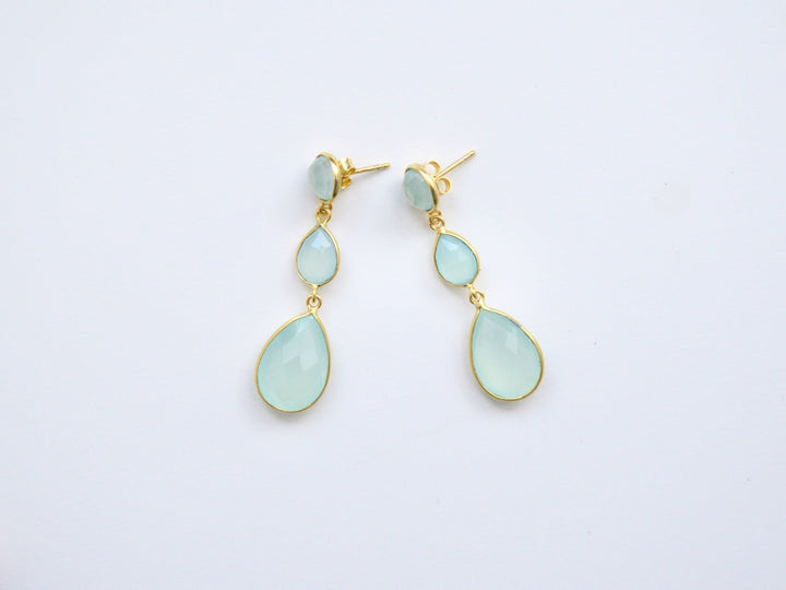 Gem Collection: Aqua Chalcedon Ohrstecker vergoldet