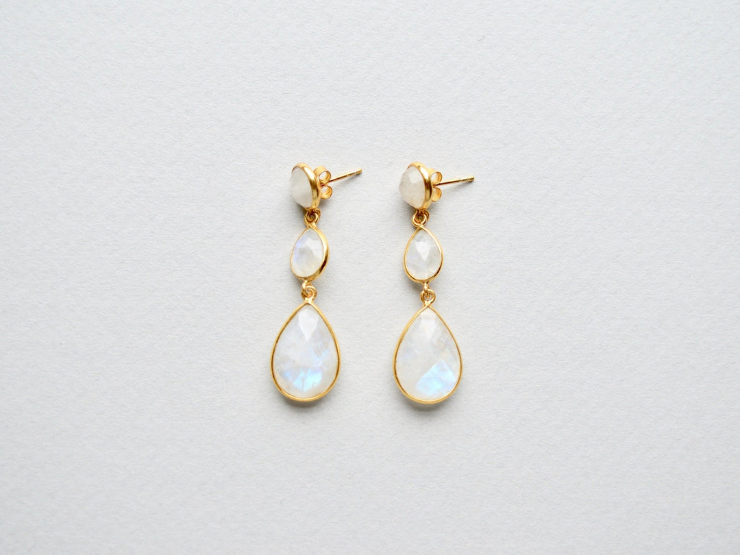 Gem Collection: Mondstein Ohrstecker vergoldet - Mia&Martha by Katja Schmalen