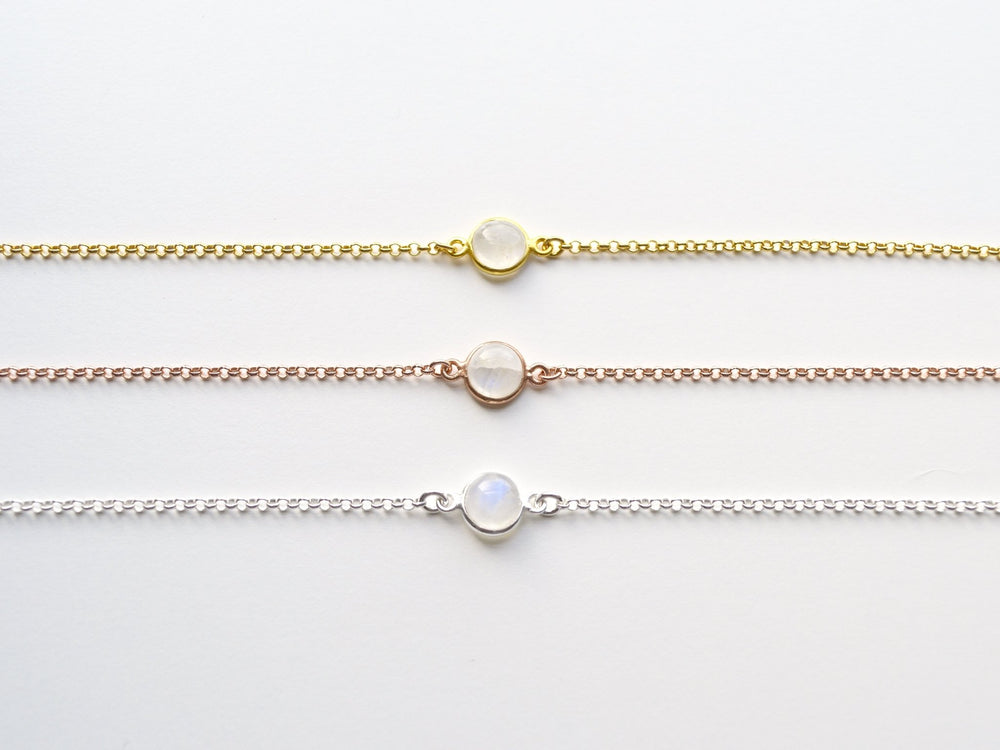 Gem Dot: Mondstein Armband vergoldet - Mia&Martha by Katja Schmalen