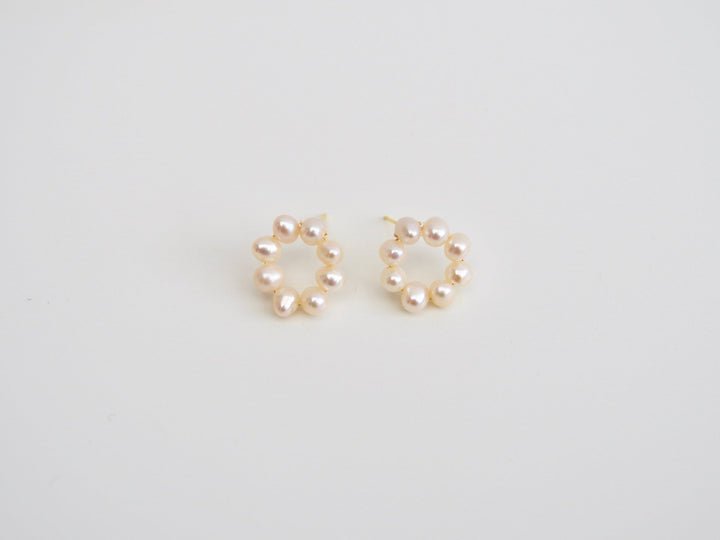 Natural Pearls: Perlenstecker Circle | vergoldet