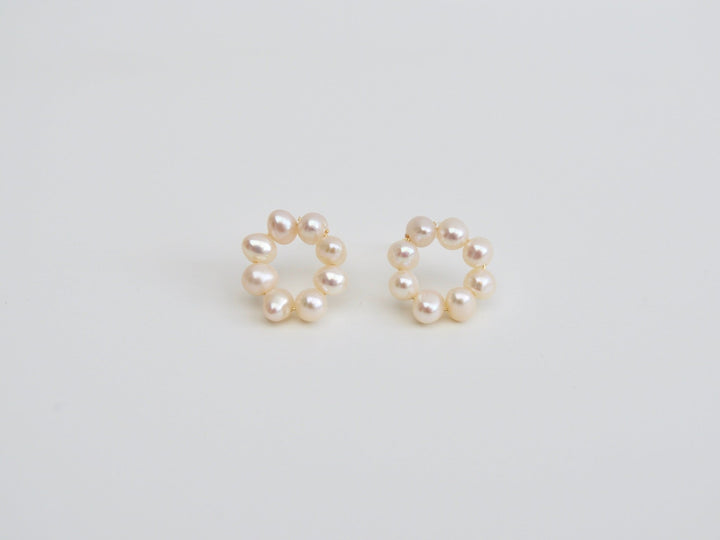 Natural Pearls: Perlenstecker Circle | vergoldet