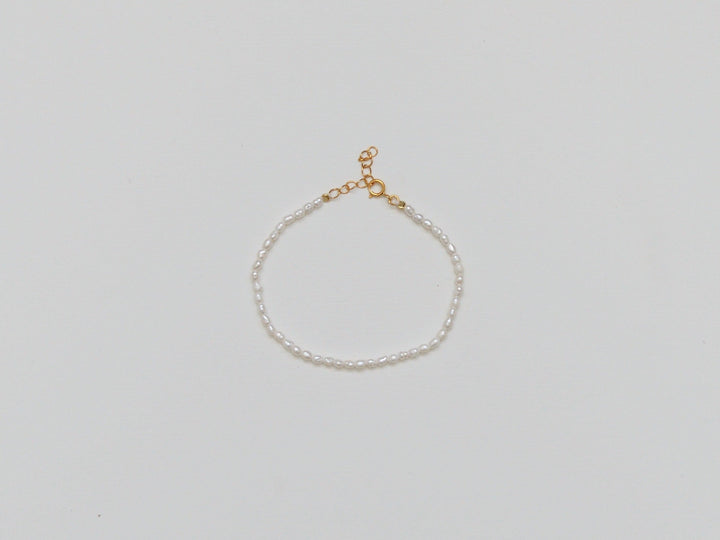 Pearl Collection: Zartes Perlenarmband | vergoldet