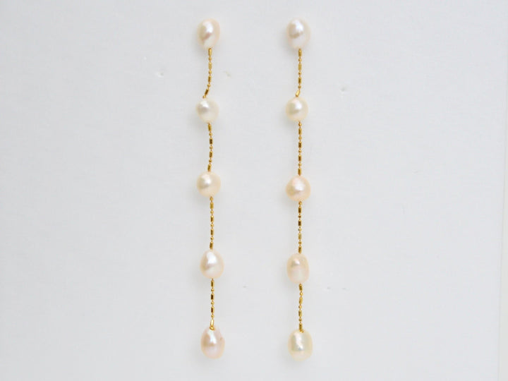 Pearls: Moderne Perlenohrringe mit Süßwasserperlen | vergoldet, silber