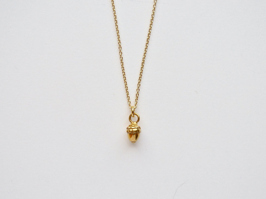 So zart: Tiny Acorn Kette vergoldet - Mia&Martha by Katja Schmalen