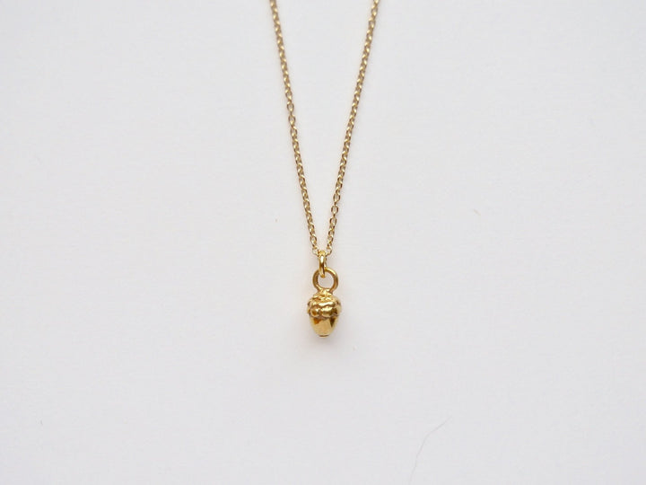 So zart: Tiny Acorn Kette vergoldet - Mia&Martha by Katja Schmalen