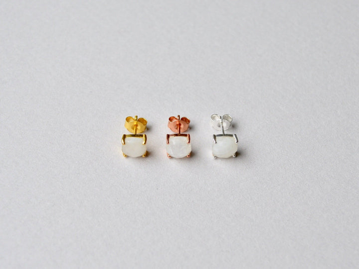 Square Gems: Mondstein Ohrstecker Prong | vergoldet, rosévergoldet, silber - Mia&Martha by Katja Schmalen