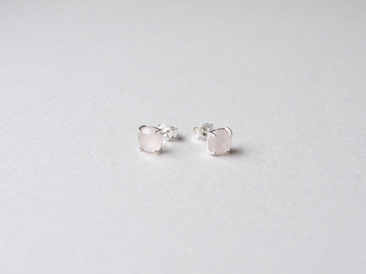 Square Gems: Rosenquarz Ohrstecker Prong | vergoldet, rosévergoldet, silber - Mia&Martha by Katja Schmalen