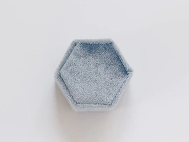 Velvet Love: Ringbox Hexagon aus Samt - verschiedene Farben