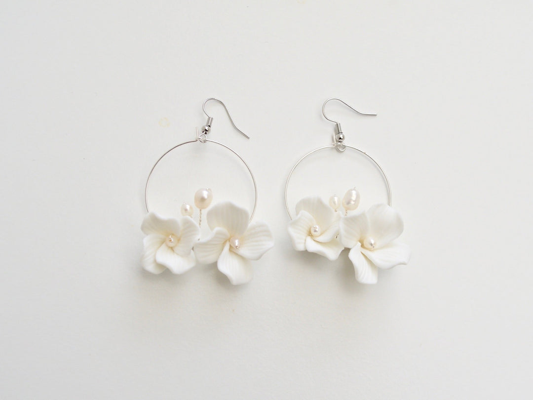 Violette: Ohrringe Circle mit Süßwasserperlen | Farbe gold oder silber