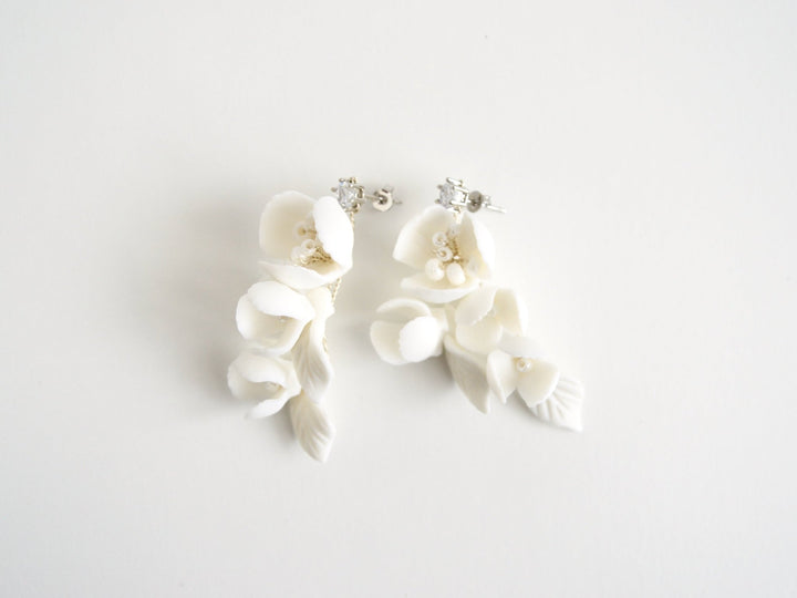 All White: Ohrstecker Manou | Farbe gold oder silber