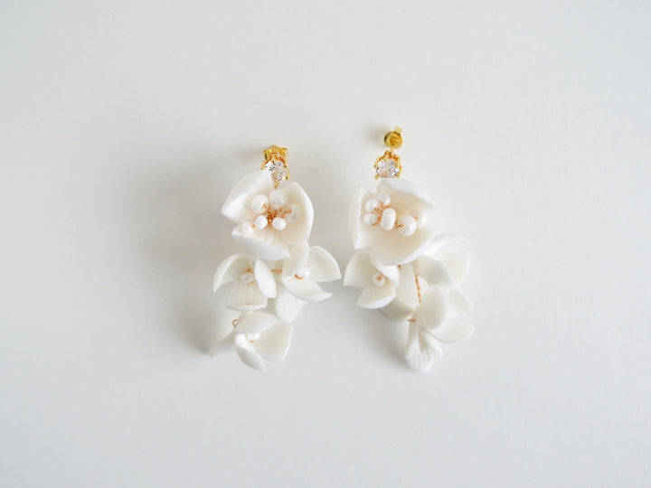All White: Ohrstecker Manou | Farbe gold oder silber