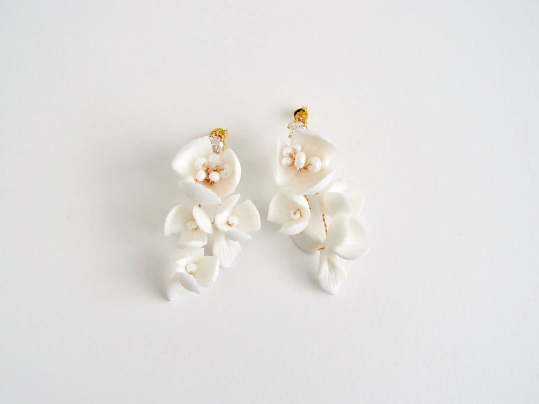 All White: Ohrstecker Manou | Farbe gold oder silber