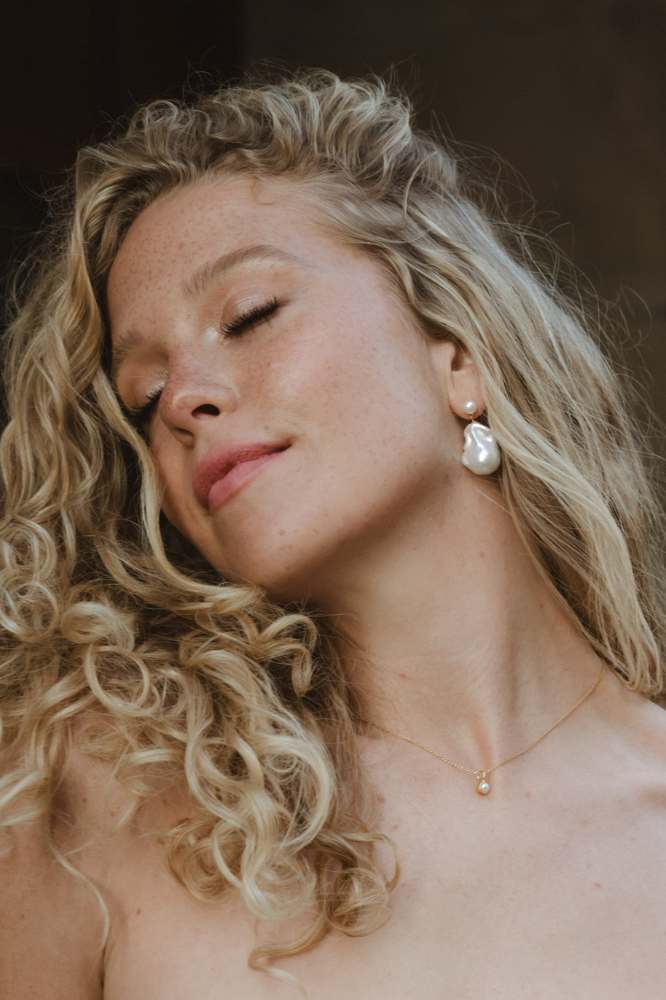 Baroque Pearls: Deluxe Ohrstecker mit 3D AAA Süßwasserperlen | vergoldet, silber