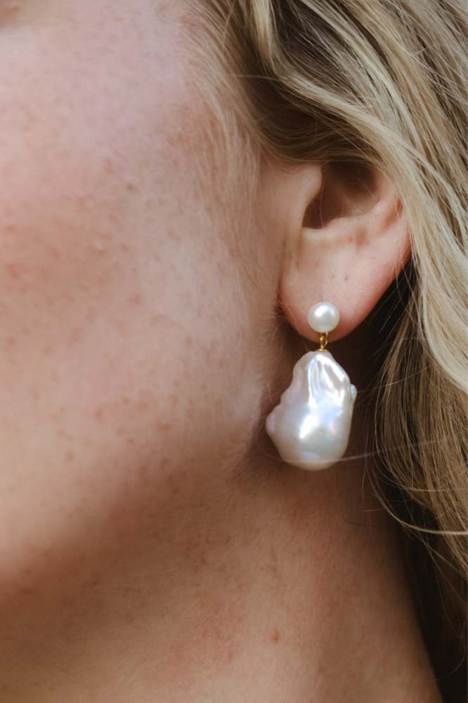 Baroque Pearls: Deluxe Ohrstecker mit 3D AAA Süßwasserperlen | vergoldet, silber