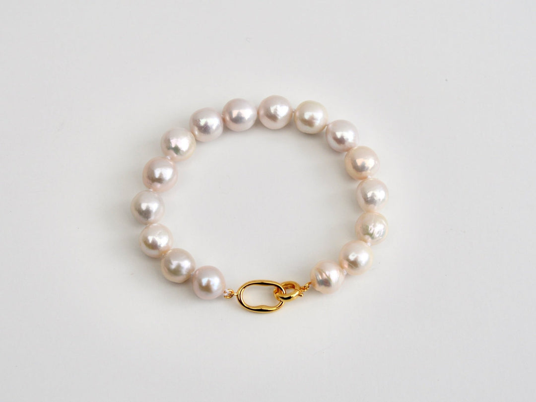 Baroque Pearls: Statement Perlenarmband | vergoldet
