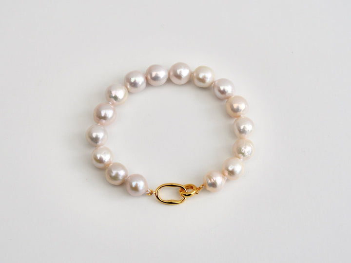 Baroque Pearls: Statement Perlenarmband | vergoldet