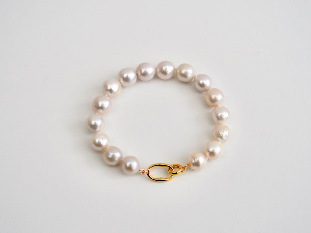 Baroque Pearls: Statement Perlenarmband | vergoldet